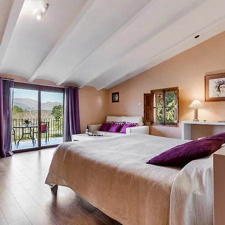 Son Pons Farm stay