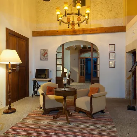Son Pons Farm stay